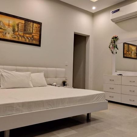 Itl Guesthouse ราวัลปินดี ภายนอก รูปภาพ