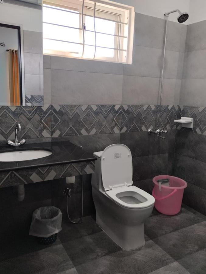 Itl Guesthouse ราวัลปินดี ภายนอก รูปภาพ